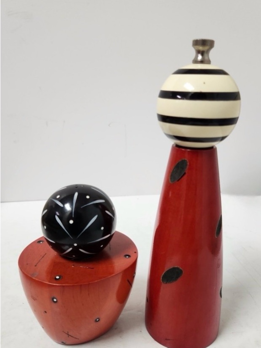 William Bounds Handcrafted Red and Black Salt & Pepper Mill Set